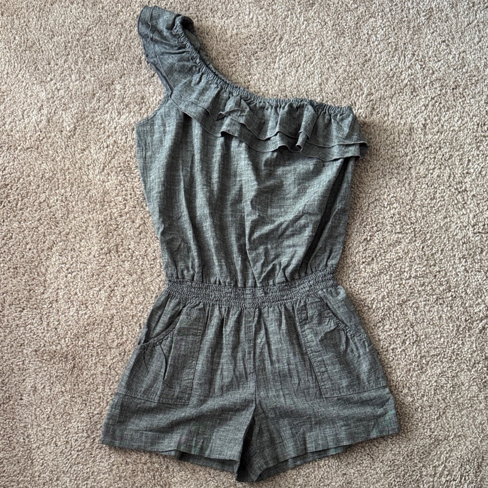 Velvet Heart Charcoal One-Shoulder Romper